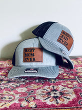 Load image into Gallery viewer, Best Mom Ever + Best Kid Ever set of 2 Matching Snapback Hats