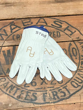 Load image into Gallery viewer, Custom Kids Leather Gloves- Personalized gift for little cowboys or cowgirls, children’s work gloves