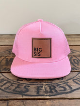 Load image into Gallery viewer, Big Sis SnapBack Hat- Big Sister gift for girls, Baby Toddler Youth kids Women SnapBack Cap, New Baby gift, Pregnancy Announcement, Pregnancy Reveal,
