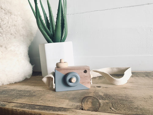 Wooden Toy Camera - Fox + Fawn Designs